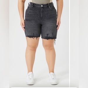 Frayed Bottom Stretch-Denim Black Shorts Size: 18